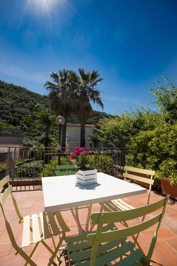 Casa Beatrice Bed & Breakfast ซอร์เรนโต ภายนอก รูปภาพ