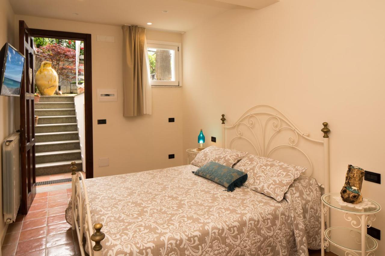 Casa Beatrice Bed & Breakfast ซอร์เรนโต ภายนอก รูปภาพ